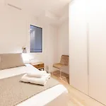 Apartment Bravissimo Falco, 3 Bedrooms And Balcony Girona