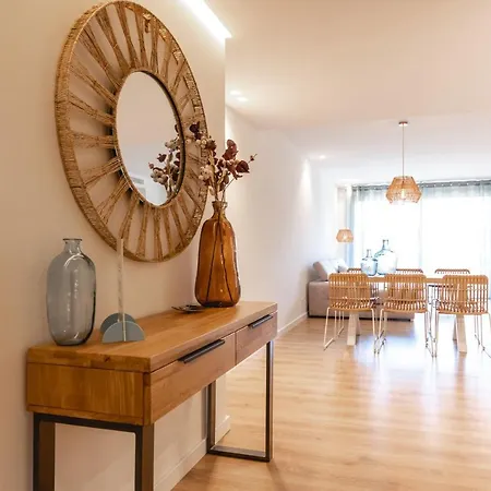 Bravissimo Falco, 3 Bedrooms And Balcony *