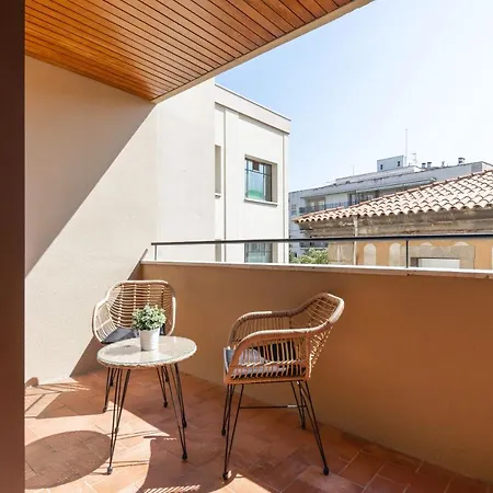 Bravissimo Falco, 3 Bedrooms And Balcony *