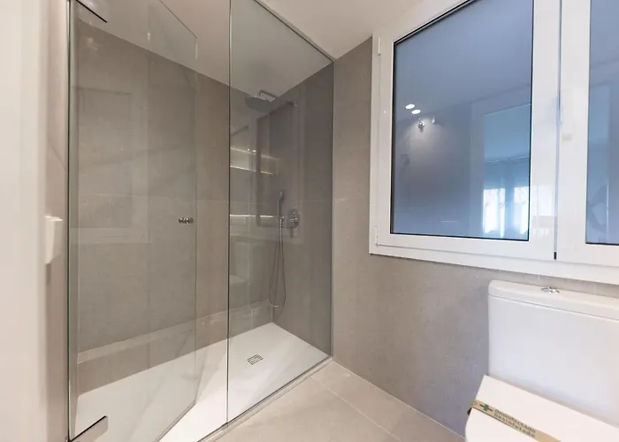 Bravissimo Falco, 3 Bedrooms And Balcony *