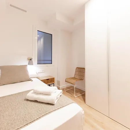 Apartamento Bravissimo Falcó, 3 Bedrooms&balcony Girona