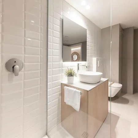 公寓 Bravissimo Falco, 3 Bedrooms And Balcony 赫罗纳